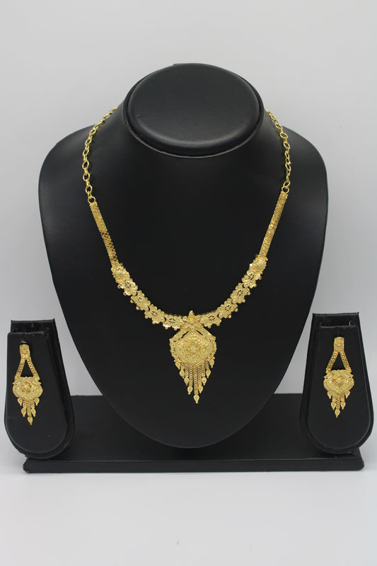 1GM GOLD SHORT NECKLACE