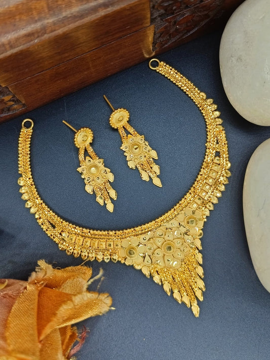 "Elegant 1gm Gold Short Necklace – Timeless Beauty Redefined" (3)