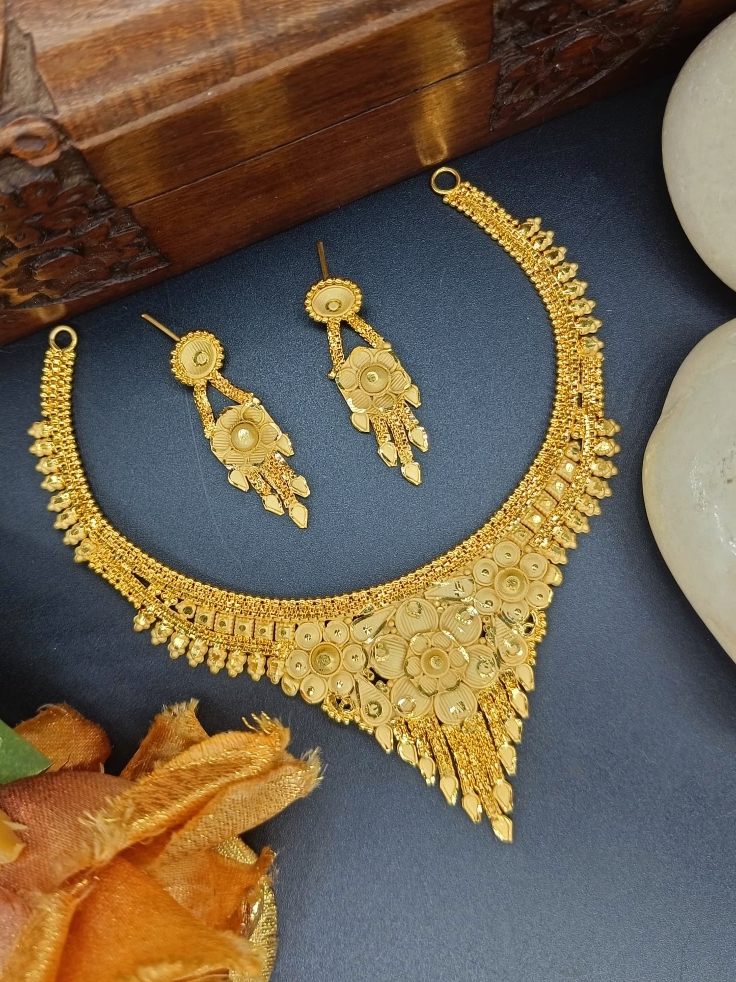 "Elegant 1gm Gold Short Necklace – Timeless Beauty Redefined" (2)