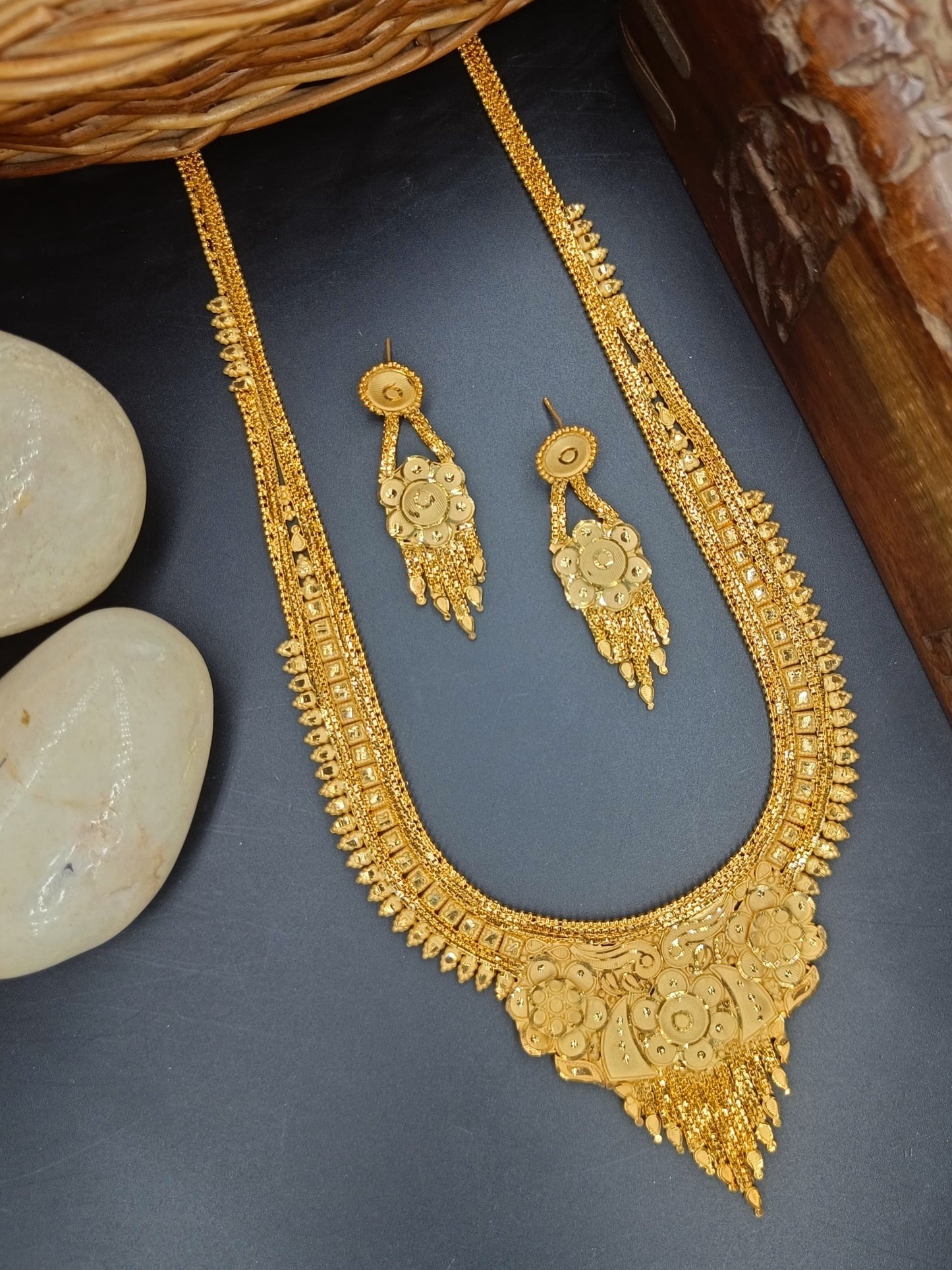 1GM GOLD U SHAPE RANI HAR NECKLACE SET