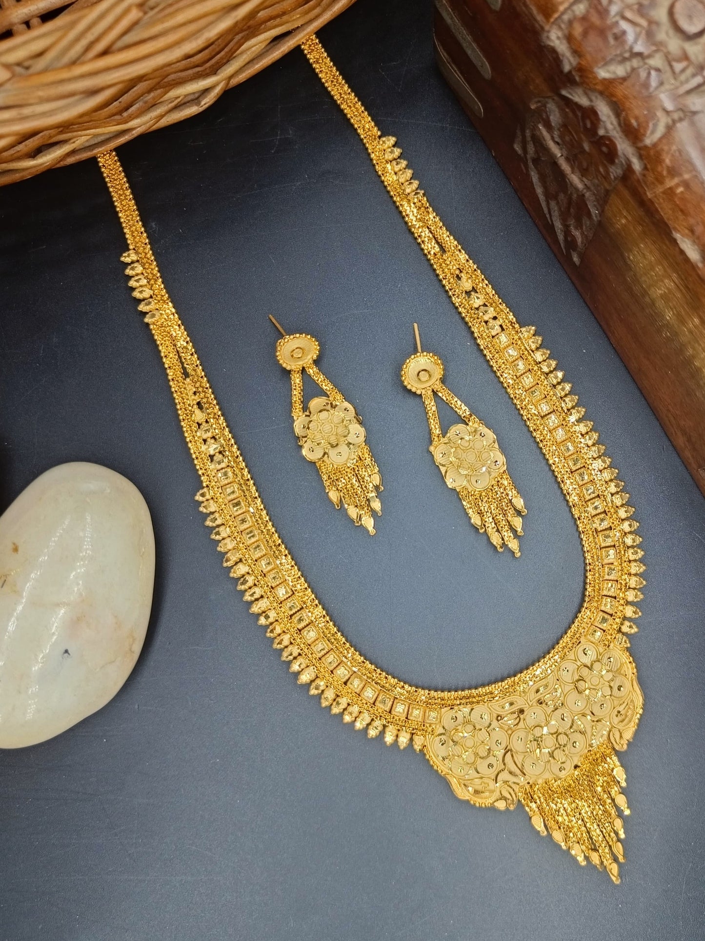 1GM GOLD U SHAPE RANI HAR NECKLACE SET